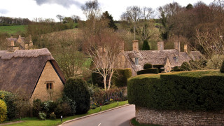 Road houses hill trees arts - a row of houses free wallpaper