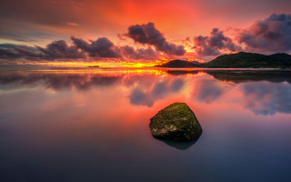 Rock lake sunset clouds landscape - a sunset in the background free wallpaper for desktop
