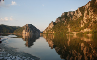 Boat river mountain lake bridge - a river next free wallpaper