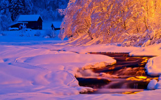 Snowy forest stream house night - a house free wallpaper