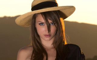 Woman hat sunset mountains portrait - didier mouron free wallpaper