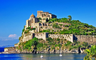 Castle hill water boat bridge - cagnaccio di san pietro free wallpaper