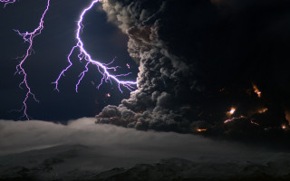 Storm cloud lightning mountain volcano - thunderstorm free wallpaper