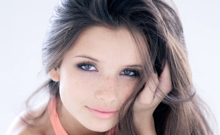 Elina karimova long hair pink - freckle free wallpaper for desktop