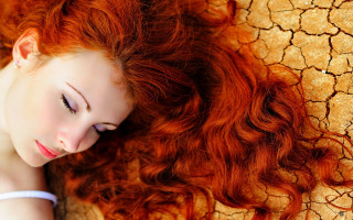 Red hair woman cracked surface - cracked free wallpaper