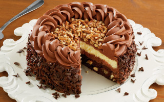 Chocolate cake pastel decadent rococo - a chocolate cake free wallpaper