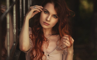 Eszter mattioni redhair serious portrait - art nouveau free wallpaper for desktop