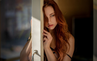 Woman redhair window doorhandle artnouveau - a door handle free wallpaper
