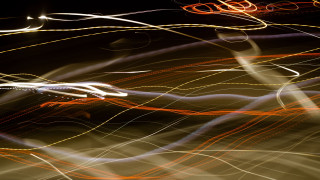 Blurry street light long exposure - a blurry photo of a street light free wallpaper