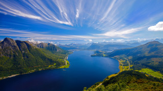 Lake mountains blue sky clouds 22 - free spring wallpaper