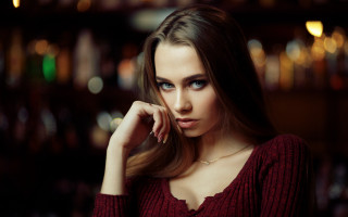 Blue eyes red sweater bar - a red sweater free wallpaper