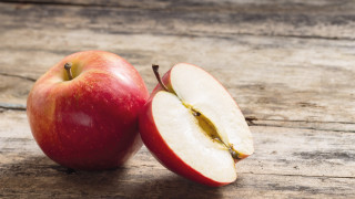 Red apple sliced bite wooden - a bite free wallpaper