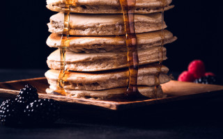 Pancakes syrup berries food photography - a stack of pancakes free wallpaper