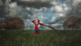 Woman red dress baseball bat - a red dress holding free wallpaper