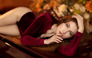 Woman red dress flowers photorealistic - anka zhuravleva free wallpaper for desktop