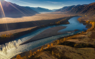 River valley mountains autumn sunshine - the valley free wallpaper
