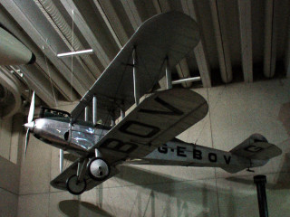 Model airplane ceiling museum exhibit 2 - front view free wallpaper