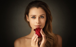 Woman rose portrait blueeyes longhair - a rose free wallpaper