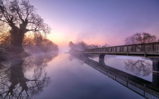 Bridge river foggy sunset autumn - mist free wallpaper