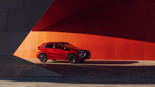 Red suv red wall black - a black rim free wallpaper