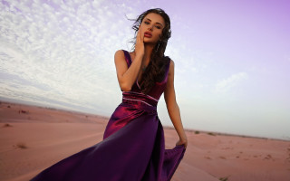 Purple dress desert fashion photorealistic - her cheek free wallpaper for desktop