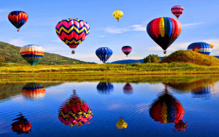 Hot air balloons lake mountains 3 - a few duck free wallpaper