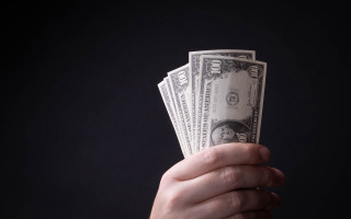 Money holding black background unreal - unreal free wallpaper