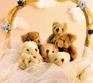 Basket stuffed animals table wall - a still life free wallpaper for tablet