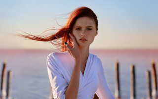 Red hair woman water blurry - constanceanne parker free wallpaper