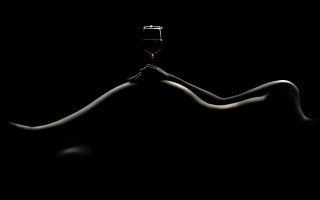 Wine legs stilllife black shadow - deep shadow free wallpaper