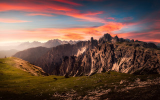 Mountain range sunset red sky - carlo carlone free wallpaper