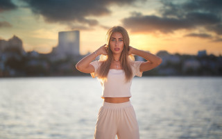 Woman waterfront beach blonde portrait - free vintage wallpaper