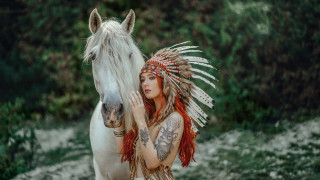 Woman whitehorse field featherheaddress tribal - anka zhuravleva free wallpaper for desktop
