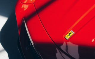 Red sportscar yellow sticker hood - neoism free wallpaper