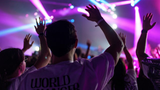 Concert hologram energetic glowstick stage - energetic free wallpaper