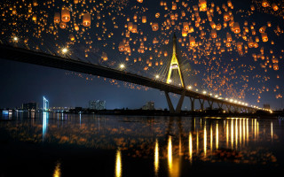 Bridge lanterns cityscape night fireflies - bruce munro free wallpaper