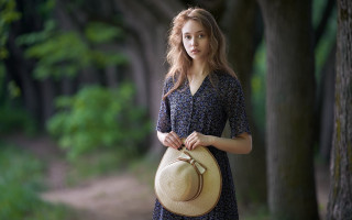 Woman dress holding hat forest - anka zhuravleva free wallpaper