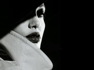 Woman hat trench coat black - film noir free wallpaper