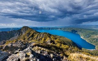 Lake mountain cloudy sky panorama - a view of a lake free wallpaper
