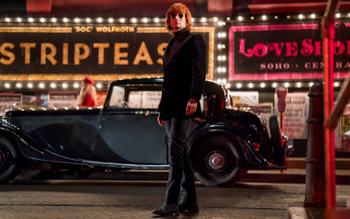 Man car city night street - free vintage wallpaper for desktop