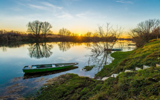 Riverbank boat sunset steps nature - ferenc joachim free wallpaper