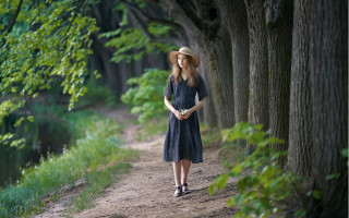 Woman hat walking woods river - a dirt path free wallpaper