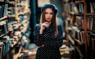 Polka dot dress hat library - a library free wallpaper