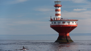 Lighthouse red white boat ocean - a boat in the ocean free wallpaper