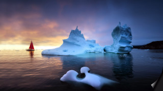 Boat icebergs sailboat cloudy sky - a cloudy sky free wallpaper for desktop