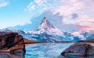 Mountain reflection lake rocks pink - dali free wallpaper