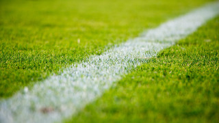 White line green grass field - white line free wallpaper