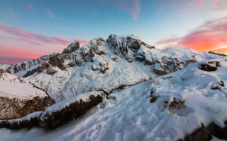 Mountain snow pink sky clouds - bela čikoš sesija free wallpaper for desktop