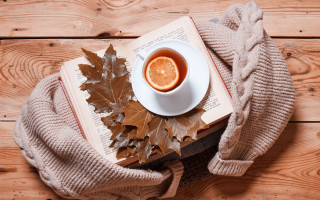 Tea book sweater leaves wooden - a wooden table free wallpaper