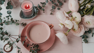Pink plate coffee candle flowers - soft color free wallpaper